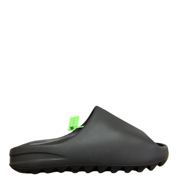 YEEZY SLIDE