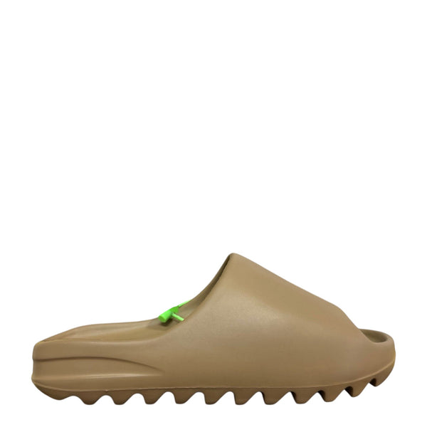 YEEZY SLIDE