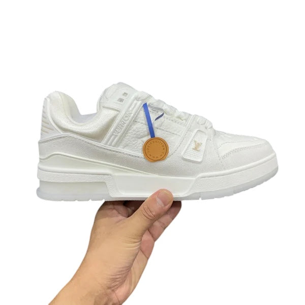 LV TRAINER
