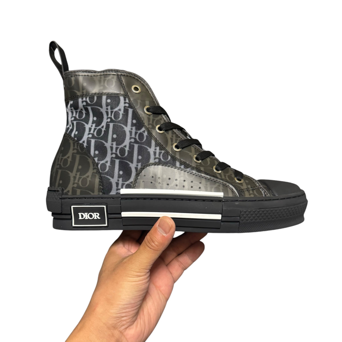 DIOR B23