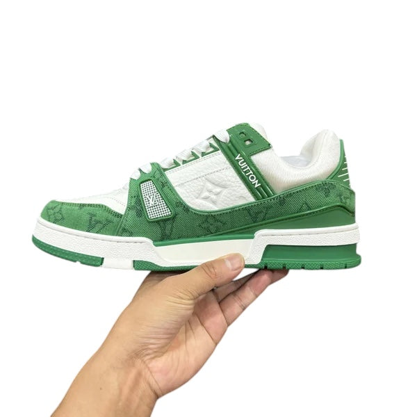 LV TRAINER