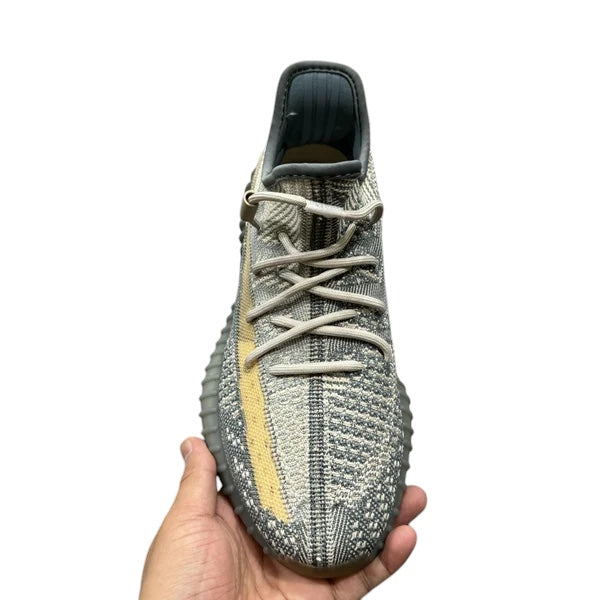 YEEZY BOOST 350