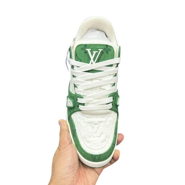 LV TRAINER