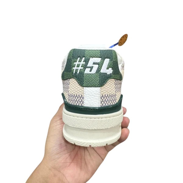 LV TRAINER