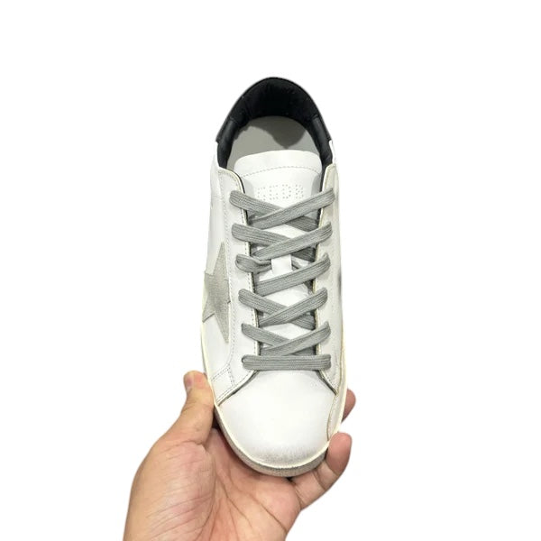 GOLDEN GOOSE