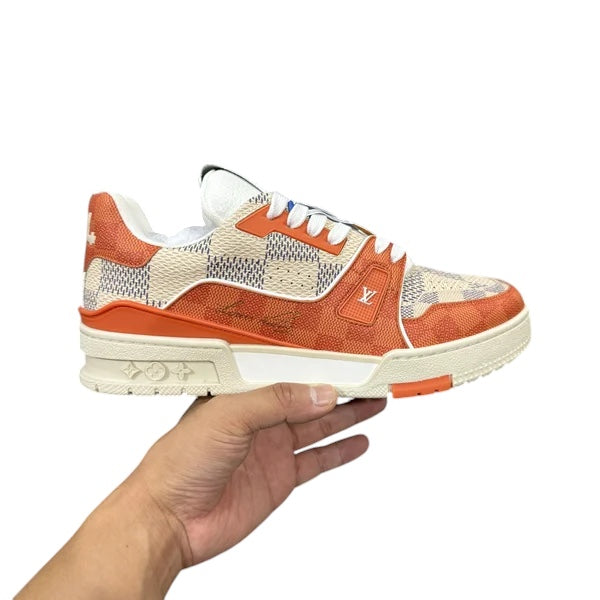LV TRAINER