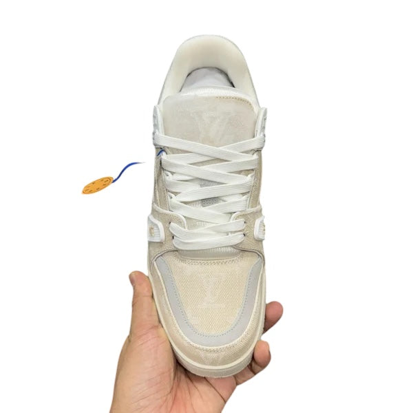 LV TRAINER