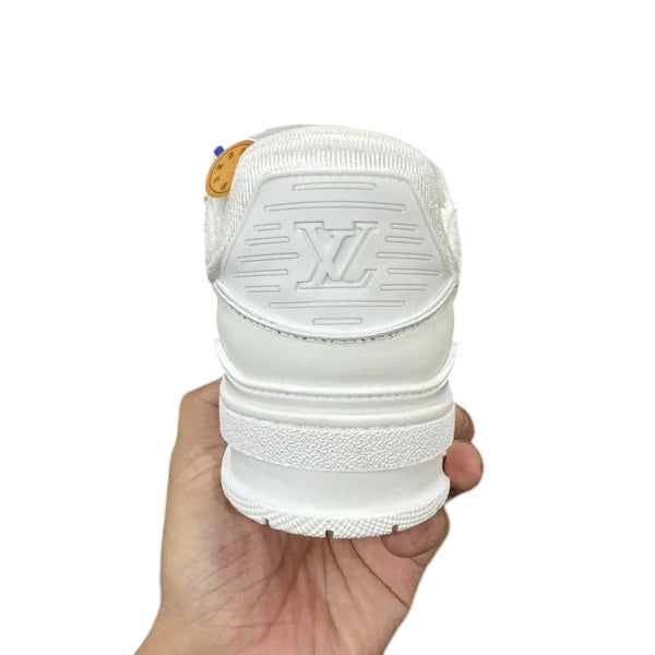 LV TRAINER