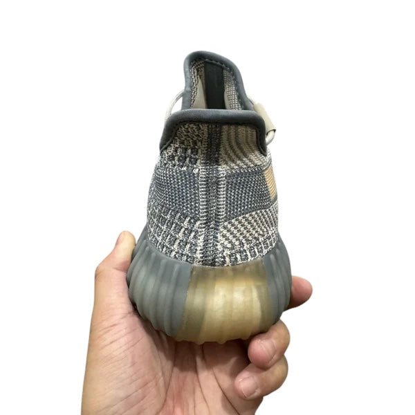 YEEZY BOOST 350