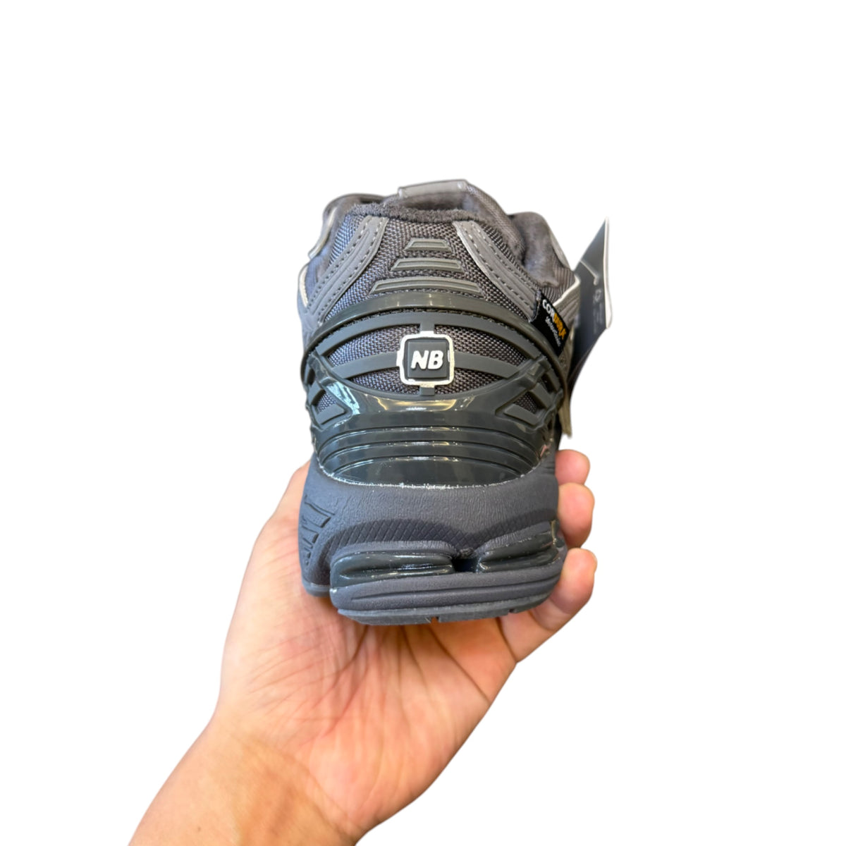 NEW BALANCE 1906R