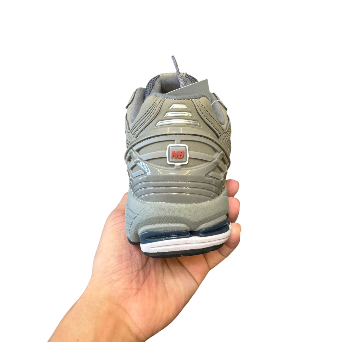 NEW BALANCE 1906R