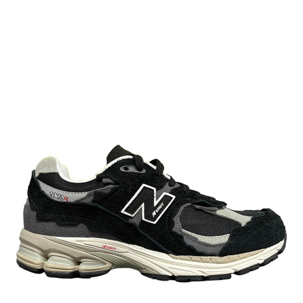 NEW BALANCE 2002R