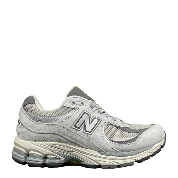 NEW BALANCE 2002R
