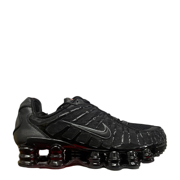 NIKE SHOX
